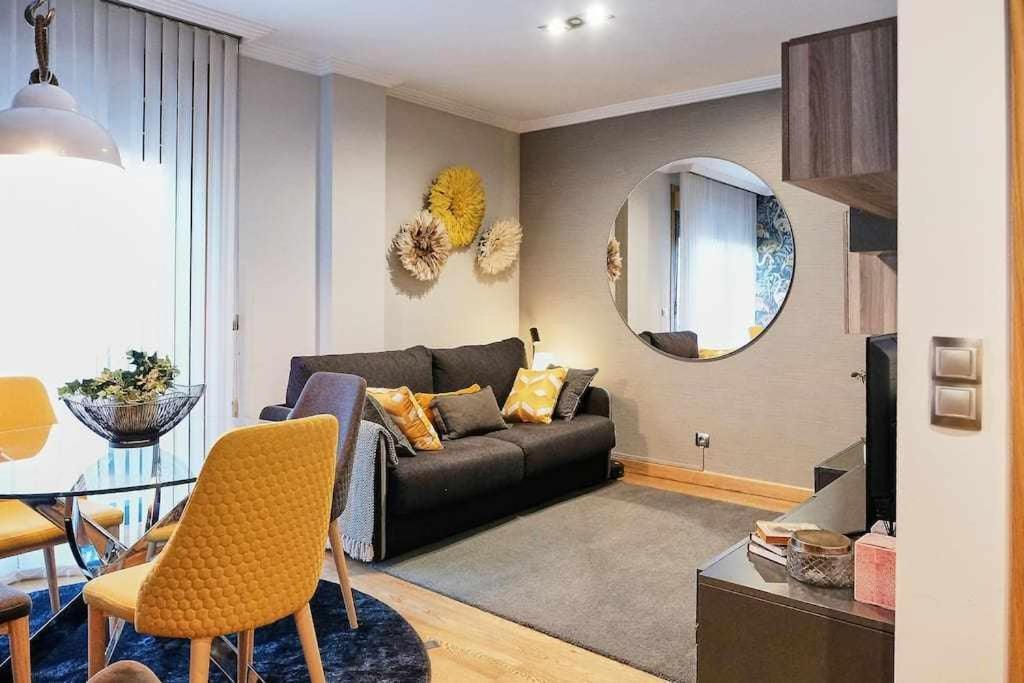 Apartamento Mariscal ポンテベドラ エクステリア 写真