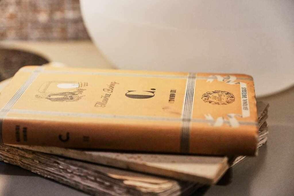 Apartamento Mariscal ポンテベドラ エクステリア 写真
