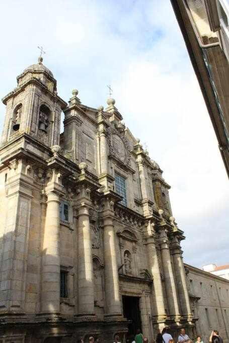 Apartamento Mariscal ポンテベドラ エクステリア 写真